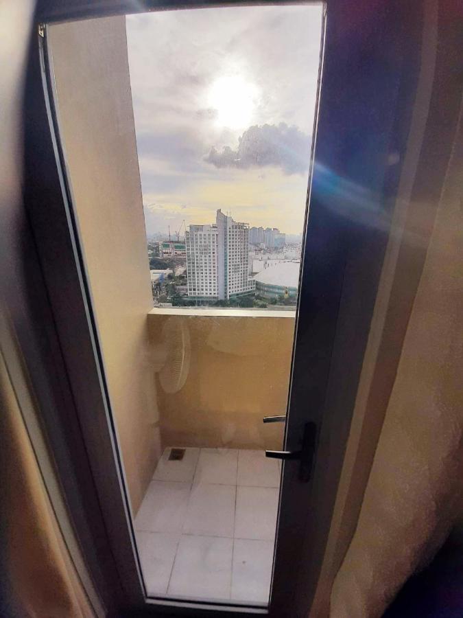 קואזון סיטי Manhattan Plaza Tower 1 מראה חיצוני תמונה