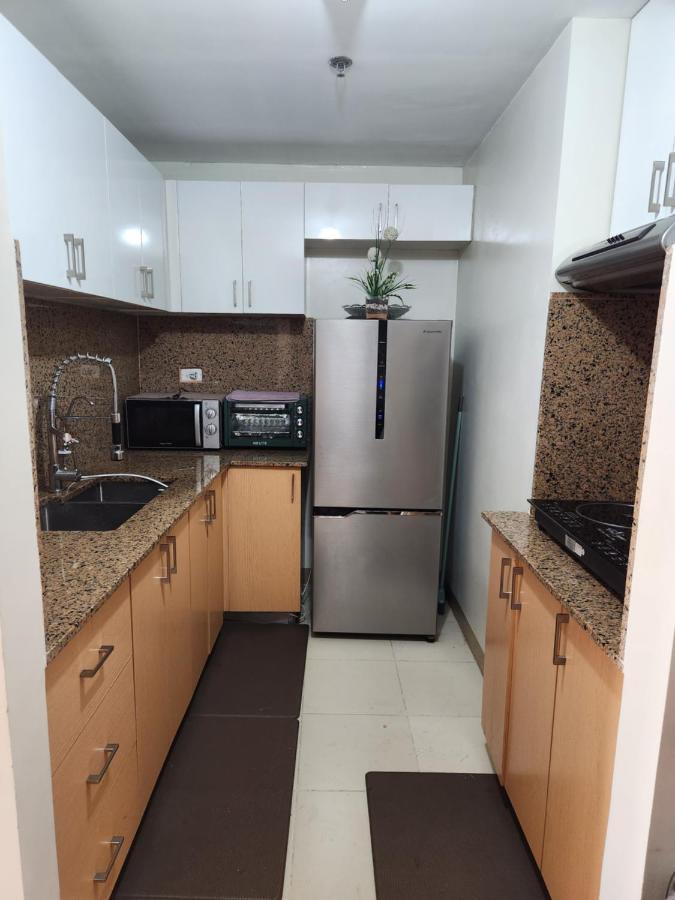 קואזון סיטי Manhattan Plaza Tower 1 מראה חיצוני תמונה